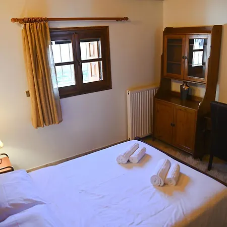 View Σαλέ Αράχωβα